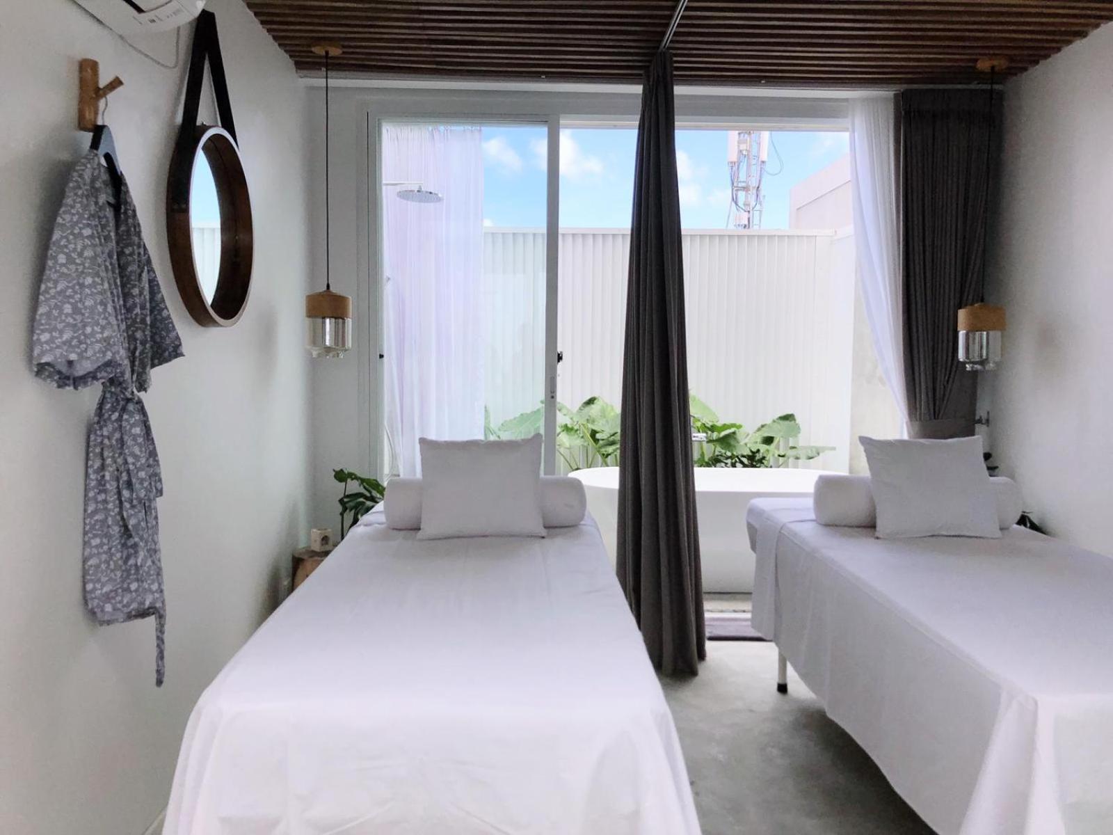 Lloyd'S Inn Bali Seminyak Eksteriør billede