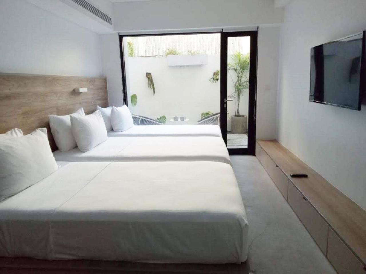 Lloyd'S Inn Bali Seminyak Eksteriør billede